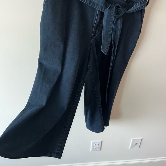 Eloquii Stylish Gaucho Style Dark Denim Blue Women's Pants Size 16 - Picture 3 of 6